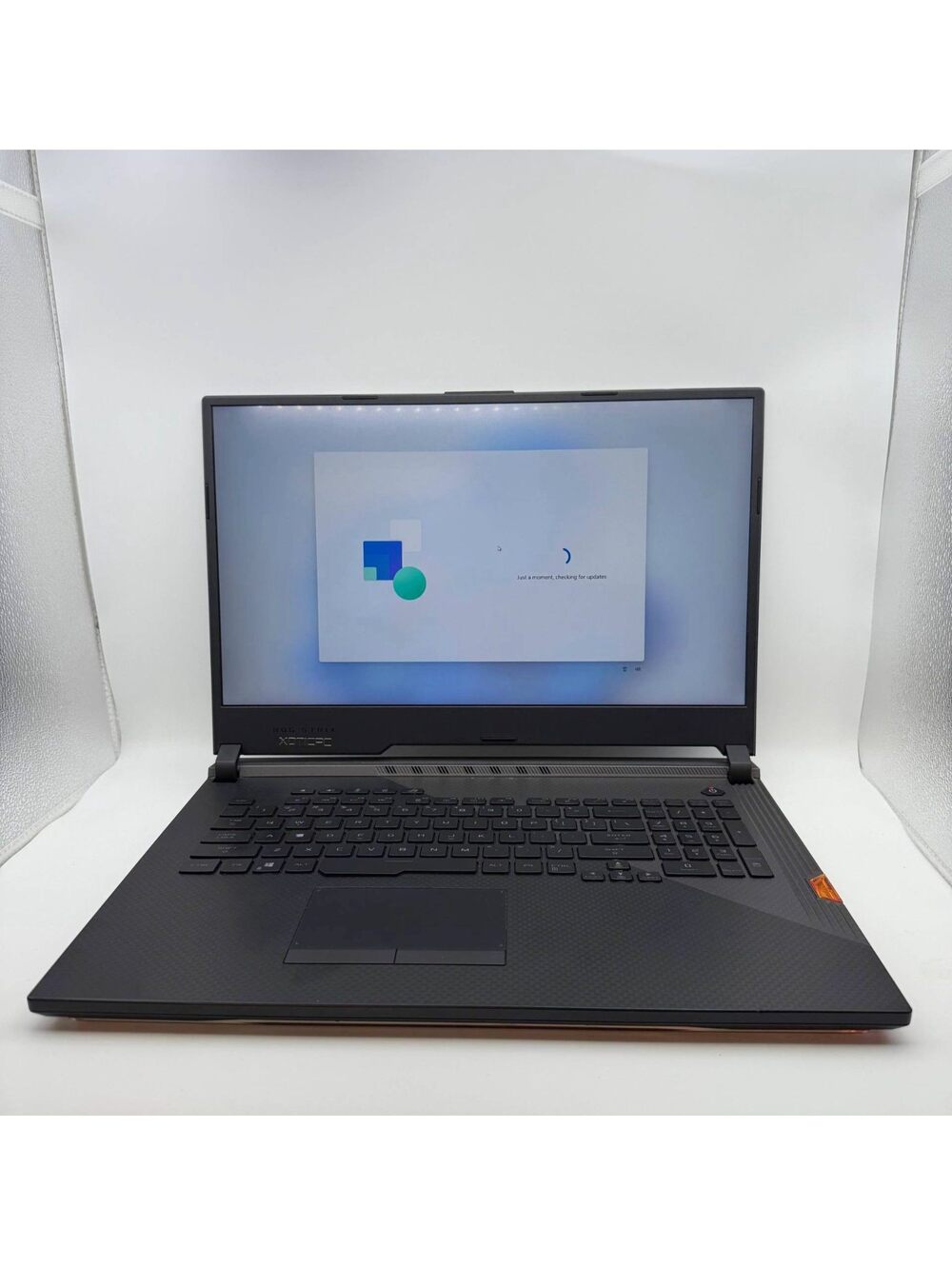 Asus Rog Strix Gaming Laptop G731G Nvidia GeForce RTX 2070 1TB SSD 8GB Ram